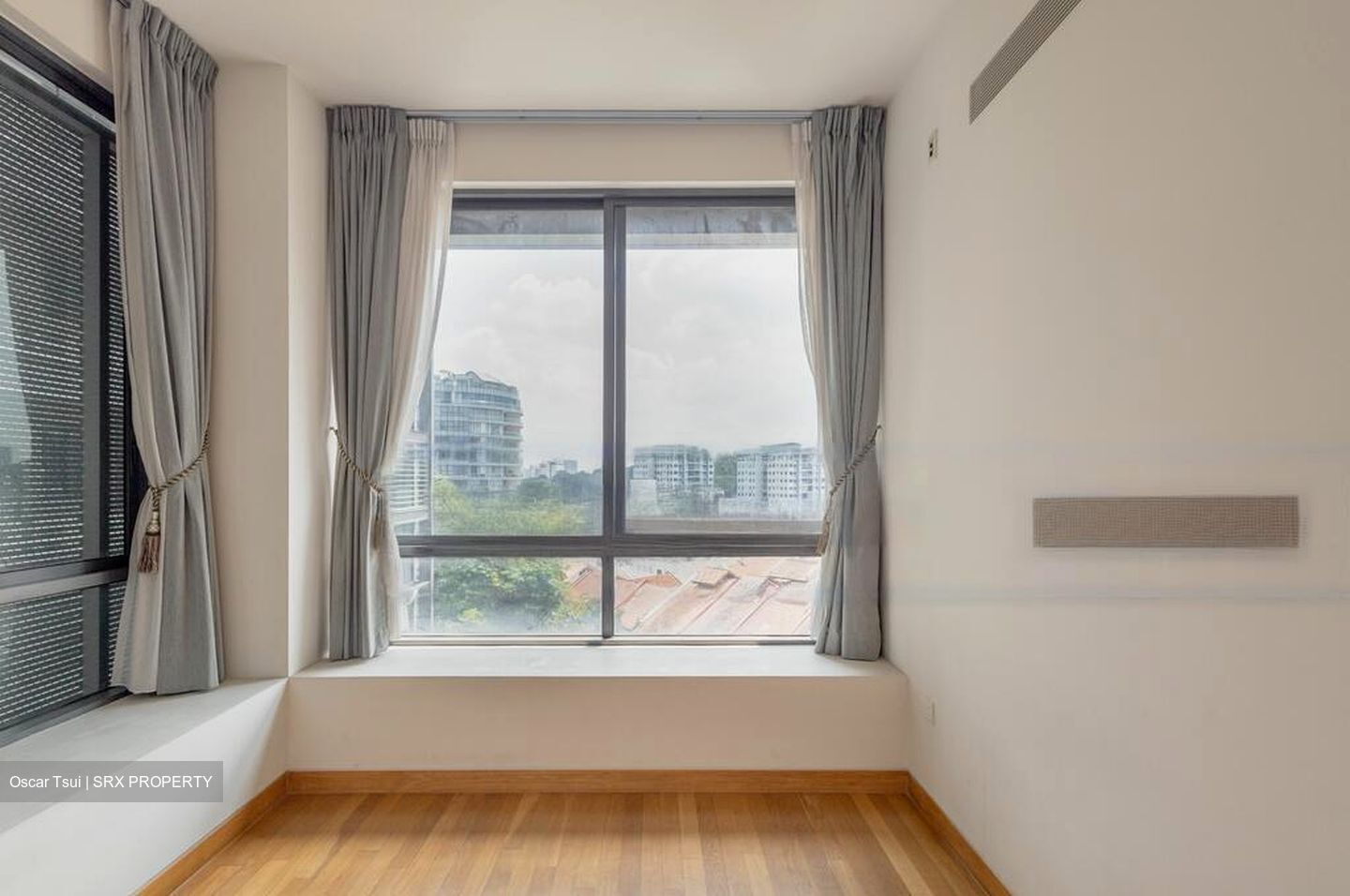 Urban Suites (D9), Condominium #527752101